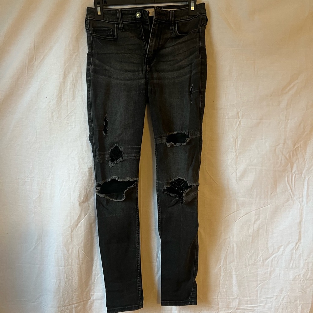 black skinny ripped jeans